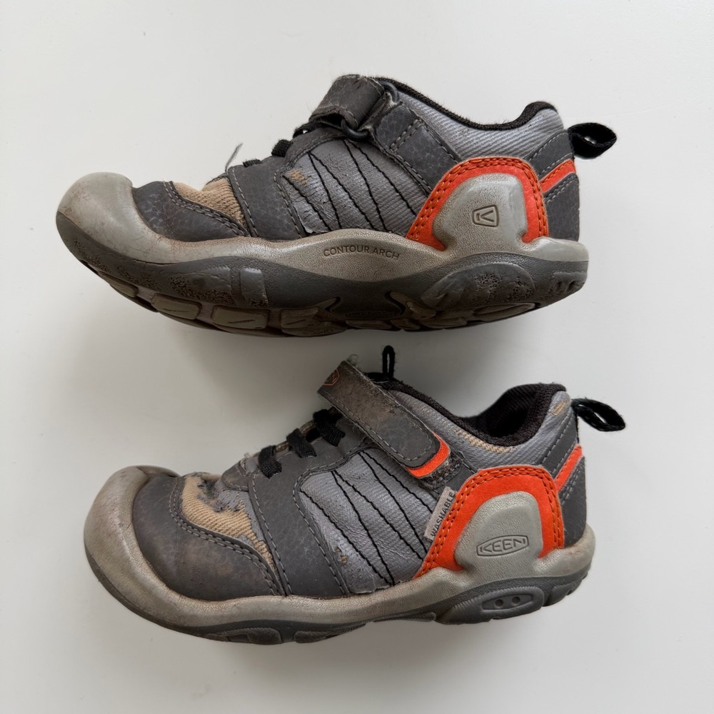 Keen Toddler Little Kids’ Knotch Peak Sneakers (size 10)